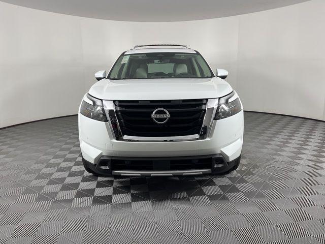 new 2025 Nissan Pathfinder car, priced at $49,115