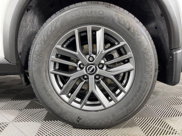 new 2025 Nissan Rogue car, priced at $29,994