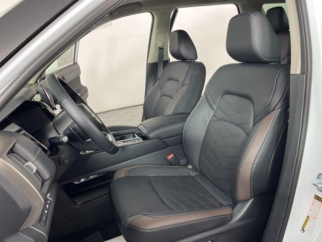 new 2025 Nissan Pathfinder car, priced at $49,896