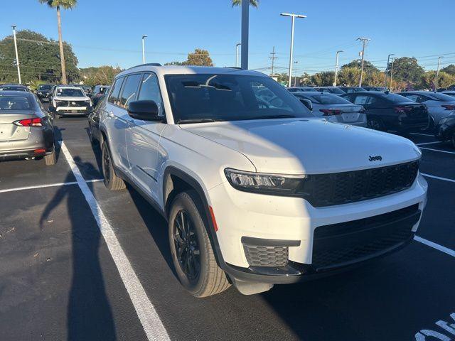 used 2024 Jeep Grand Cherokee L car, priced at $30,800