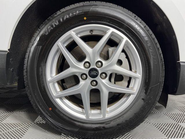 used 2024 Ford Edge car, priced at $19,300