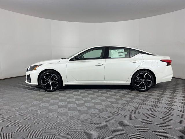 new 2025 Nissan Altima car, priced at $29,895