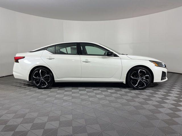 new 2025 Nissan Altima car, priced at $29,895