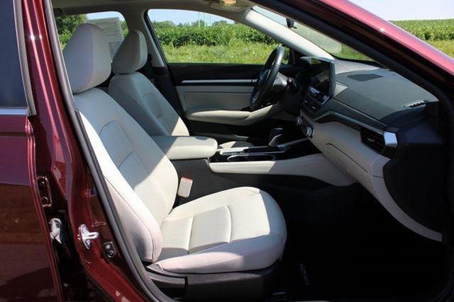 used 2023 Nissan Altima car, priced at $20,421