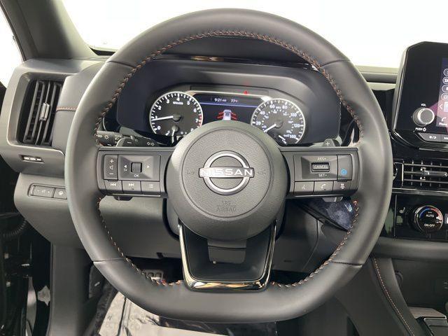 new 2025 Nissan Pathfinder car, priced at $39,178