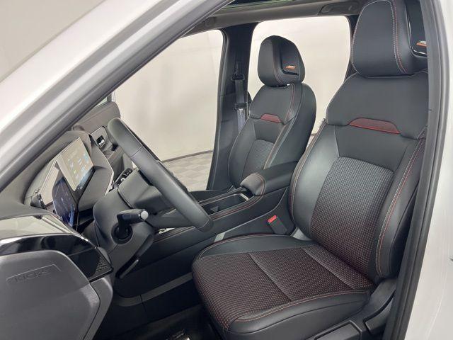 new 2025 Nissan Kicks car, priced at $30,103