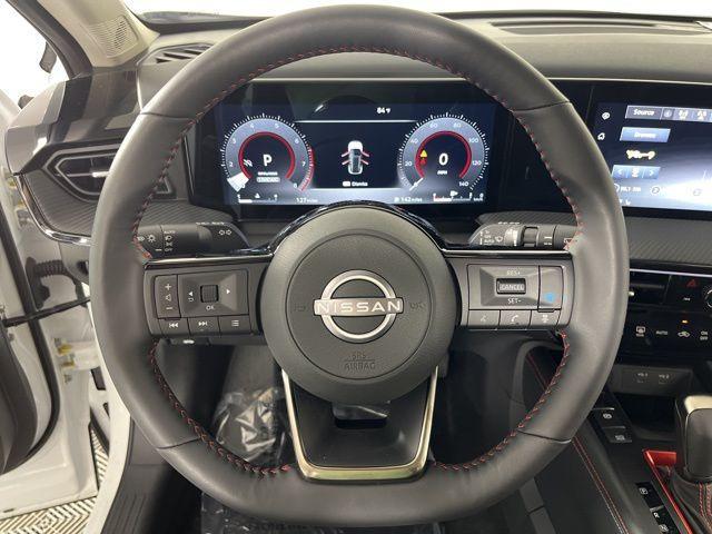new 2025 Nissan Kicks car, priced at $30,103