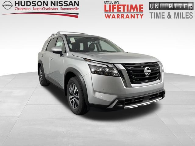 new 2024 Nissan Pathfinder car, priced at $41,985