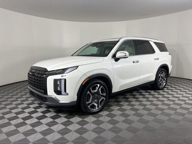 used 2024 Hyundai Palisade car, priced at $40,962