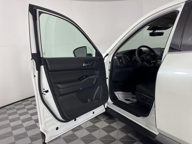 used 2024 Nissan Pathfinder car, priced at $31,516