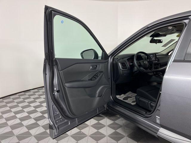 new 2025 Nissan Rogue car, priced at $29,588