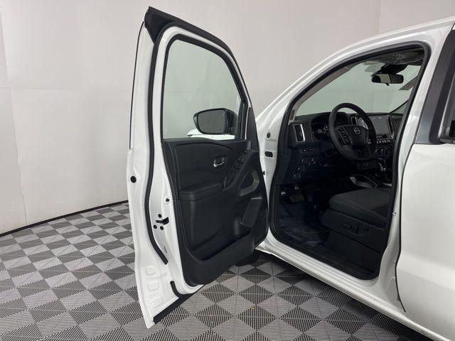 new 2025 Nissan Frontier car, priced at $39,098