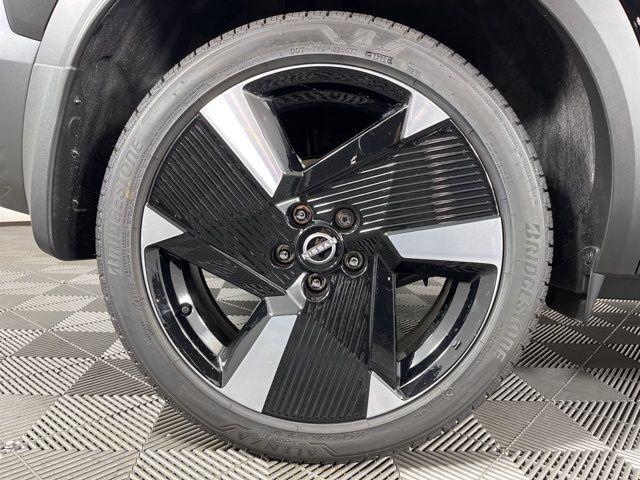 new 2025 Nissan Kicks car, priced at $27,855