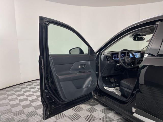 new 2025 Nissan Kicks car, priced at $27,855