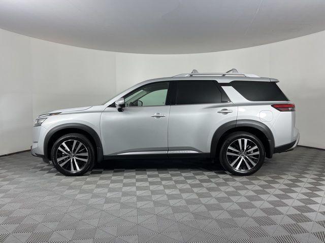 used 2024 Nissan Pathfinder car, priced at $39,600