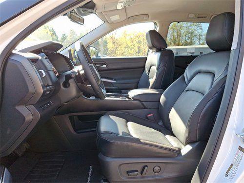 used 2023 Nissan Pathfinder car, priced at $35,857