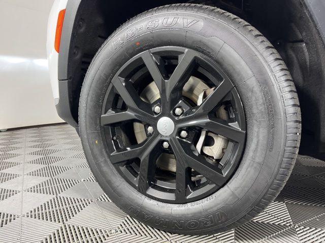 used 2021 Jeep Grand Cherokee L car, priced at $29,900