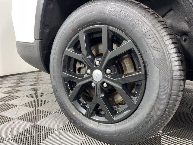 used 2021 Jeep Grand Cherokee L car, priced at $29,900