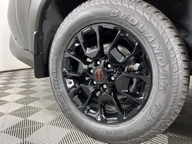 new 2025 Nissan Armada car, priced at $75,451