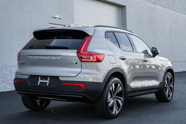 new 2025 Volvo XC40 car, priced at $50,050