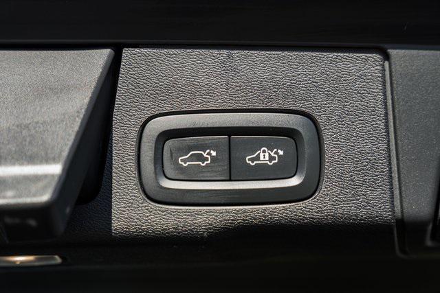 used 2023 Volvo XC60 car, priced at $41,500