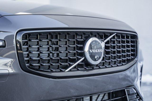 new 2025 Volvo S60 car, priced at $48,035