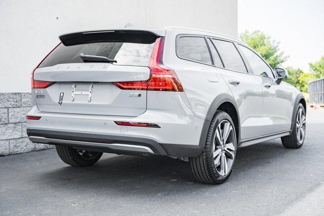 new 2024 Volvo V60 Cross Country car, priced at $52,540