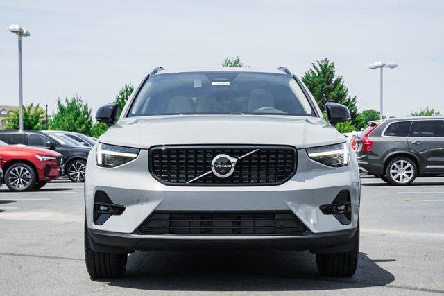 new 2025 Volvo XC40 car, priced at $47,560