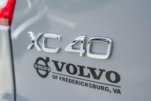 new 2025 Volvo XC40 car, priced at $47,560