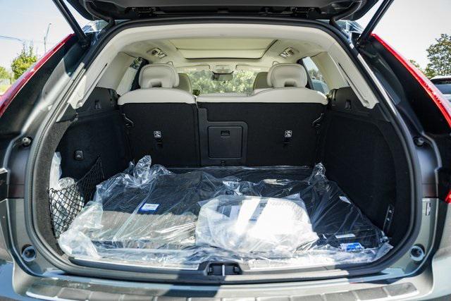 new 2026 Volvo XC60 Plug-In Hybrid car, priced at $80,310