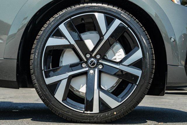 new 2026 Volvo XC60 Plug-In Hybrid car, priced at $80,310