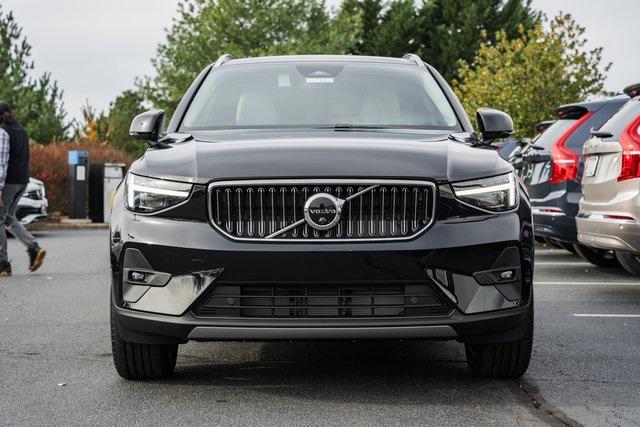 new 2025 Volvo XC40 car, priced at $46,815