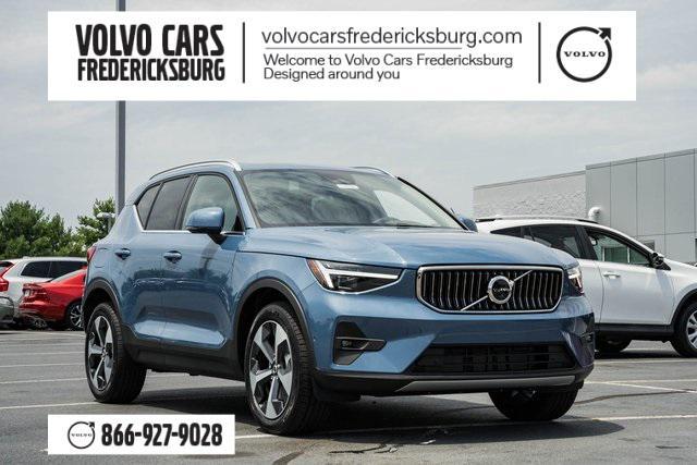 new 2025 Volvo XC40 car, priced at $46,115