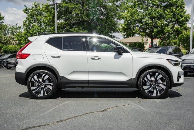 used 2025 Volvo XC40 car, priced at $38,500