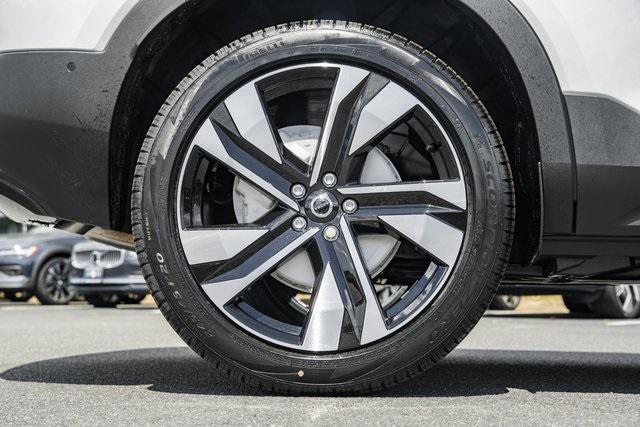 used 2025 Volvo XC40 car, priced at $38,500