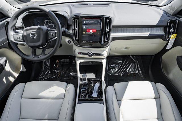 used 2025 Volvo XC40 car, priced at $38,500