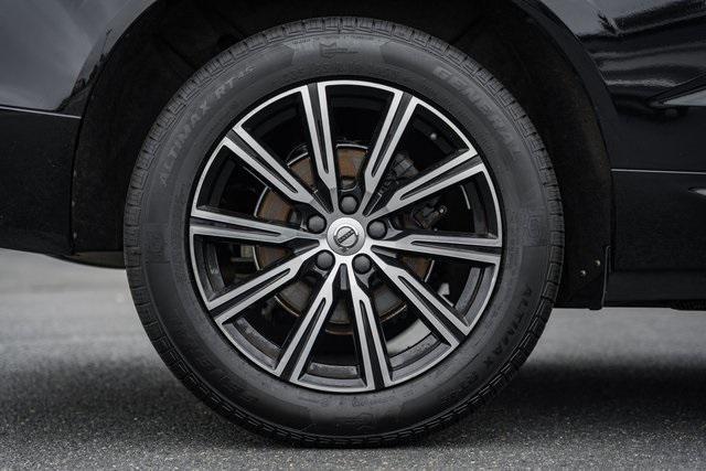 used 2021 Volvo XC60 car, priced at $25,600