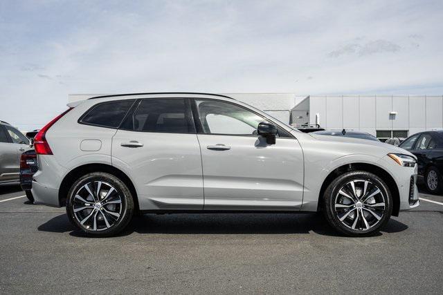 new 2025 Volvo XC60 car, priced at $53,335