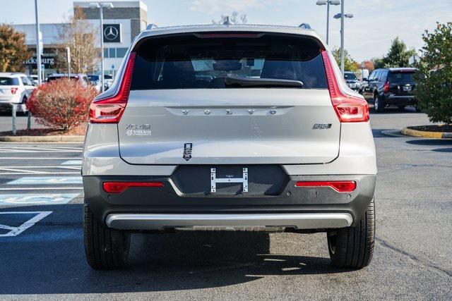 new 2025 Volvo XC40 car, priced at $51,045