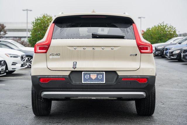 new 2025 Volvo XC40 car, priced at $46,600