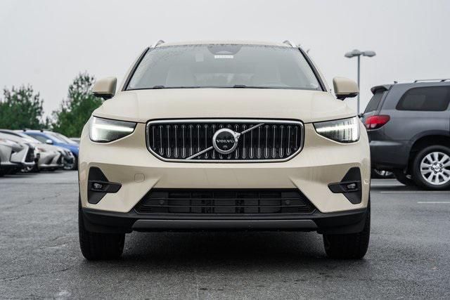 new 2025 Volvo XC40 car, priced at $46,600