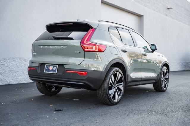 new 2025 Volvo XC40 car, priced at $47,670