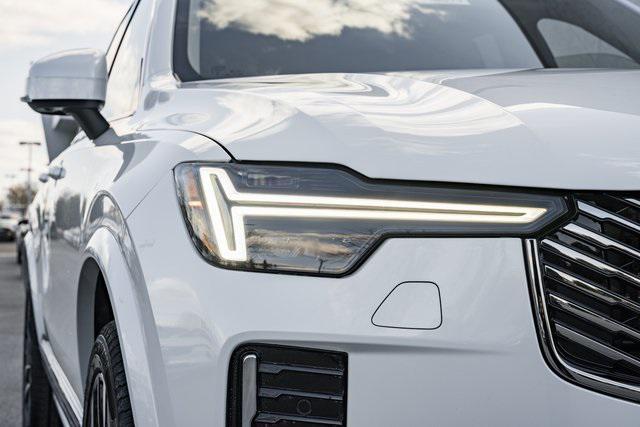 new 2025 Volvo XC90 car, priced at $69,655