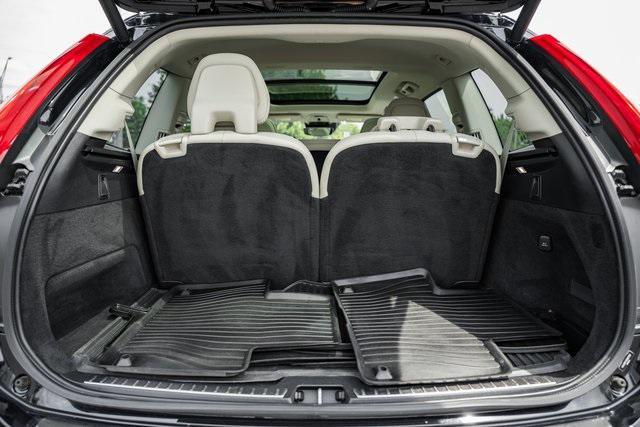 used 2022 Volvo XC90 car, priced at $36,500