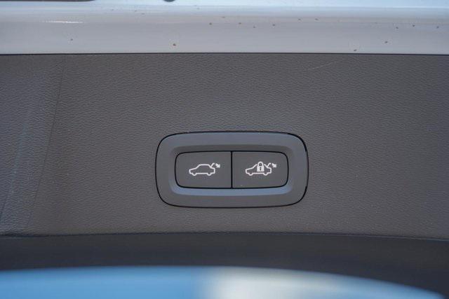 new 2026 Volvo XC40 car, priced at $50,150