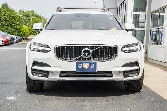used 2017 Volvo V90 Cross Country car, priced at $26,350