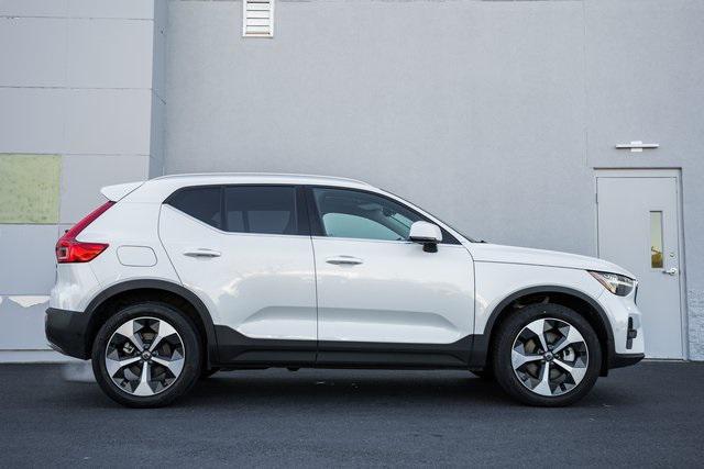 used 2024 Volvo XC40 car, priced at $37,400