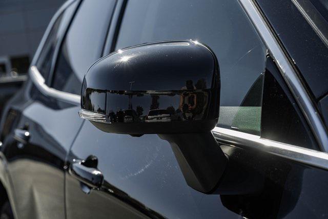 used 2022 Volvo XC60 car, priced at $37,500