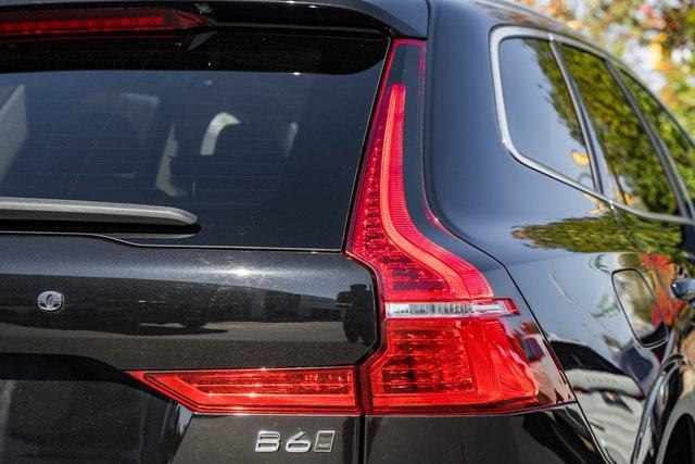 used 2022 Volvo XC60 car, priced at $37,500