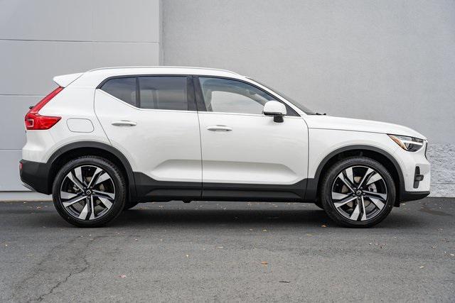 new 2025 Volvo XC40 car, priced at $46,790